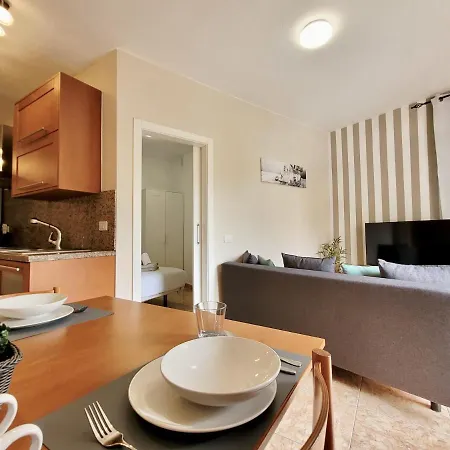 Plaza Apartment