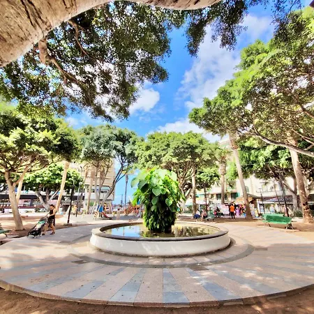 Plaza * Puerto de la Cruz (Tenerife)